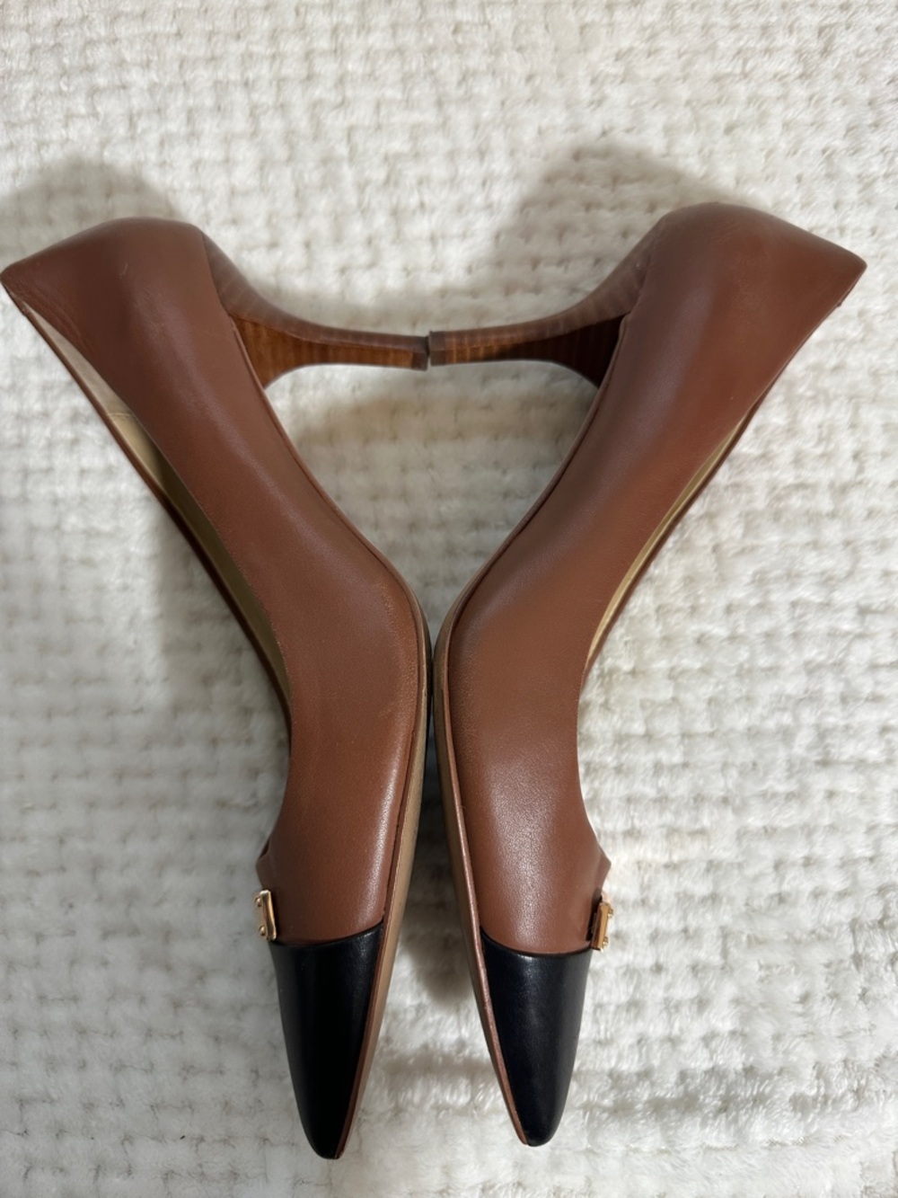 Coach Pumps Size 9 - Picture 7 of 9